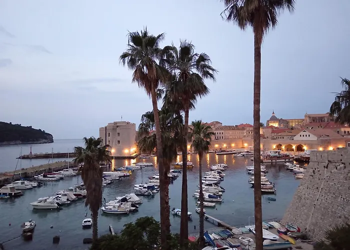 Apartmán Cozy With Street View *